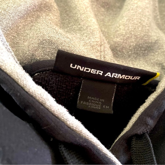 Black Under Armor Hoodie - Picture 9 of 10